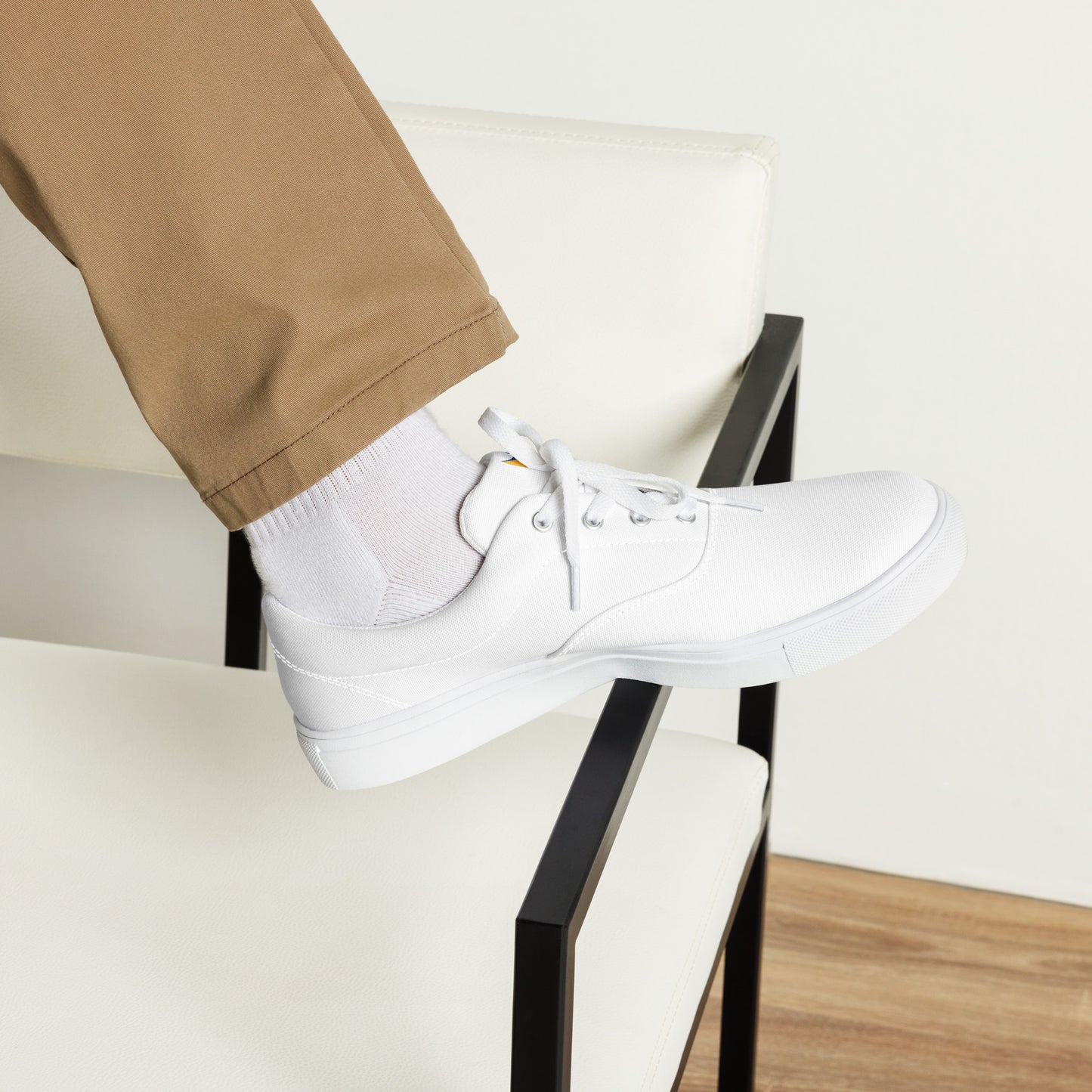 Men’s Lace-up White Canvas Shoes - Phoenix Incogni Center